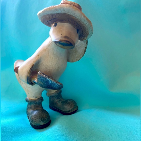 Vintage TII Collection Handcrafted Resin Garden Duck Figurine CA